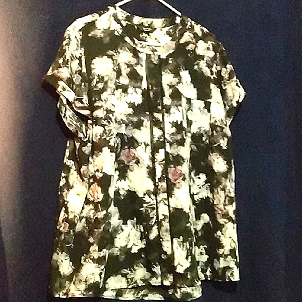 Women's 2X Simply Vera Blouse